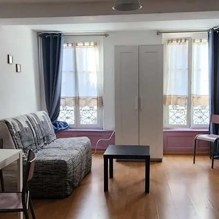 Apartment Couleur Lilas *